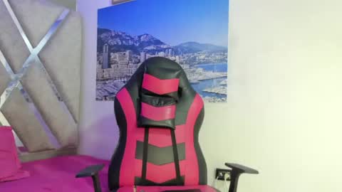 Thiago online show from July 2026 07:49:02 PM