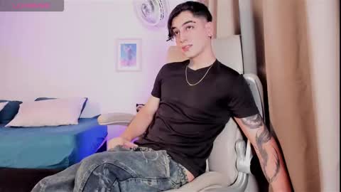 Thiago Winteer online show from March 2026 02:22:01 AM