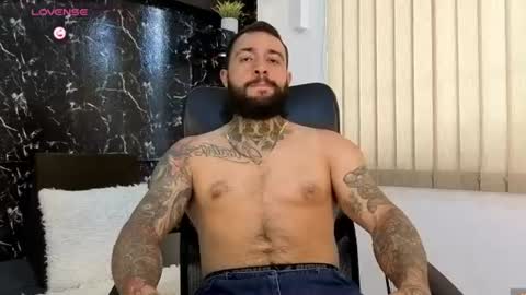Thiago online show from August 2026 08:47:01 PM