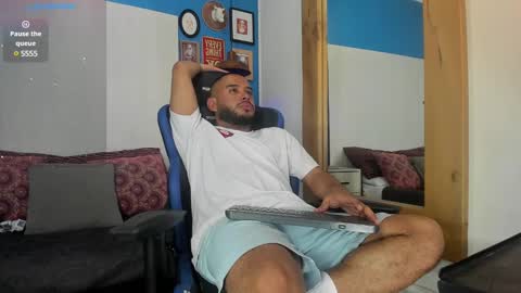 Snapshot of thiagoxbig chatting on December 2024 04:09:02 AM thiagoxbig online show from December 2024 04:09:02 AM