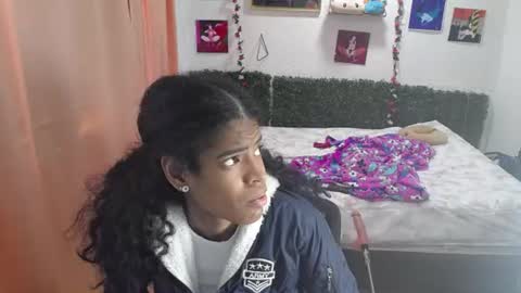Snapshot of thiana_horny chatting on June 2026 04:44:01 PM thiana_horny online show from June 2026 04:44:01 PM
