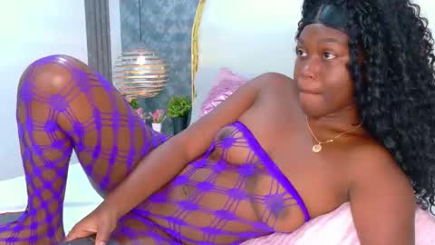 Snapshot of thianagarcia chatting on January 2026 02:32:01 PM thiana online show from January 2026 02:32:01 PM