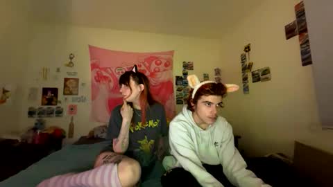 Snapshot of thick_as_fook chatting on December 2025 06:33:02 AM thick_as_fook online show from December 2025 06:33:02 AM