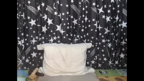 Snapshot of thick_bigcock13 chatting on January 2025 08:01:01 PM gil online show from January 2025 08:01:01 PM