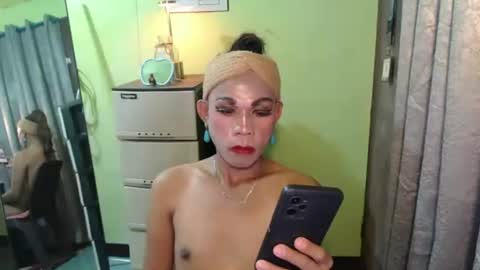 Snapshot of thick_bigcock13 chatting on November 2025 07:26:02 PM gil online show from November 2025 07:26:02 PM