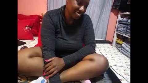 Snapshot of thick_sweet_ass chatting on February 2025 08:27:02 AM thick_sweet_ass online show from February 2025 08:27:02 AM