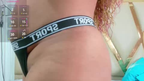 thickeebonyy online show from October 2025 02:01:02 AM