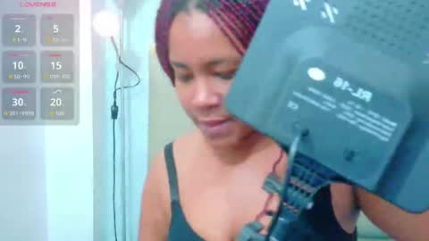 thickeebonyy online show from October 2025 07:47:01 PM