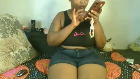 thickie_ online show from November 2025 09:45:01 AM