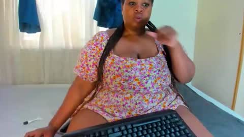 thickleeyanaxxx online show from April 2026 06:44:02 AM