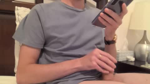 Snapshot of thickveinyuncutbwc chatting on January 2026 04:55:01 PM thickveinyuncutbwc online show from January 2026 04:55:01 PM