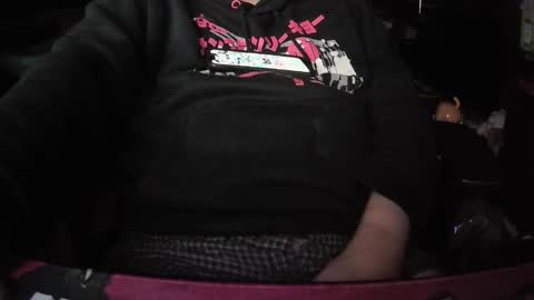 Snapshot of thicky614 chatting on December 2025 09:04:02 AM thick long cock to look at online show from December 2025 09:04:02 AM