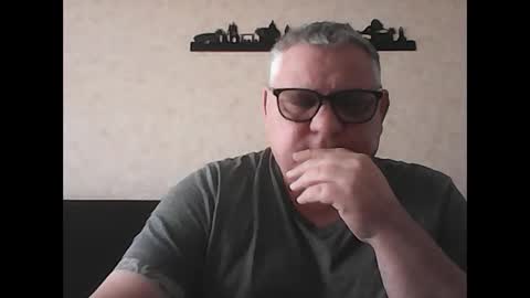 Snapshot of thierrysymp chatting on February 2025 10:32:02 AM Thierrysymp online show from February 2025 10:32:02 AM