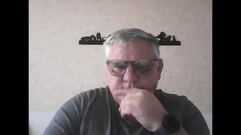 Snapshot of thierrysymp chatting on March 2025 04:35:02 PM Thierrysymp online show from March 2025 04:35:02 PM