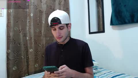 Thiiago online show from November 2025 07:05:01 PM