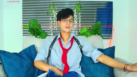 Snapshot of thiiagosaeenz chatting on February 2026 12:20:02 PM Thiago Saenzz online show from February 2026 12:20:02 PM