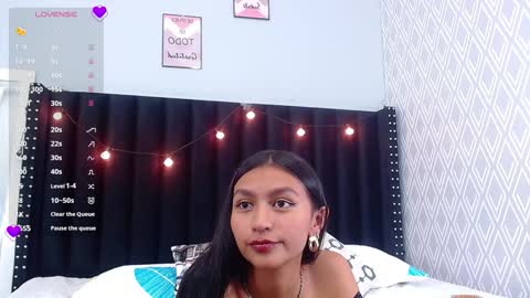 Snapshot of thin_eva chatting on January 2025 08:05:02 PM Eva online show from January 2025 08:05:02 PM