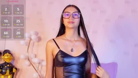Eva  online show from April 2026 01:56:02 PM