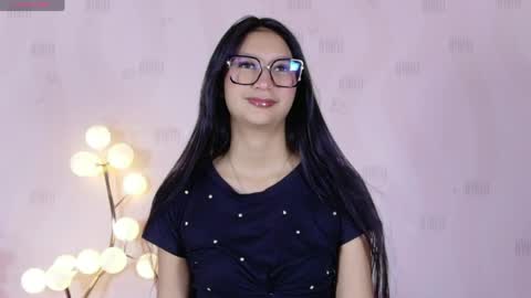 Snapshot of thin_eva chatting on June 2026 01:06:02 PM Eva online show from June 2026 01:06:02 PM