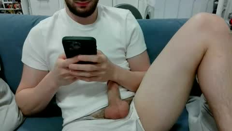 Snapshot of thinboy2 chatting on December 2025 06:56:02 PM Thinboy2 online show from December 2025 06:56:02 PM