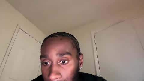 Snapshot of thirdlegkenny chatting on November 2025 07:45:01 AM thirdlegkenny online show from November 2025 07:45:01 AM