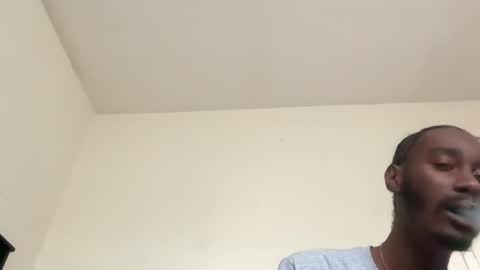 Snapshot of thirdlegkenny chatting on December 2025 01:31:02 PM thirdlegkenny online show from December 2025 01:31:02 PM