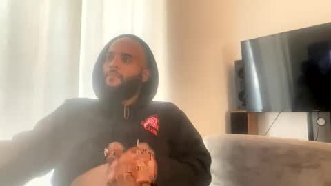 Snapshot of thisdikgood chatting on December 2025 03:51:02 PM El DURO online show from December 2025 03:51:02 PM