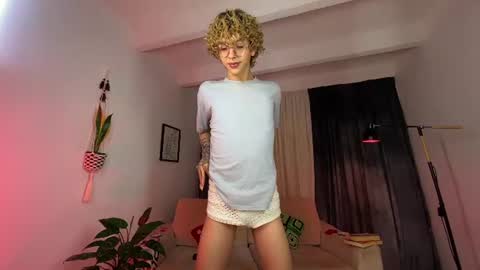 Damiano online show from June 2026 09:24:01 PM
