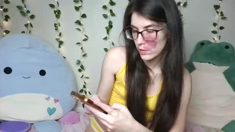 thistlefernsby online show from March 2026 01:10:01 AM