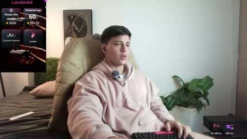 thom_ohtani online show from February 2026 12:49:01 AM