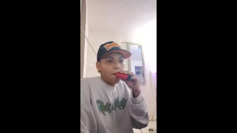 thomas27f online show from October 2025 02:44:01 AM