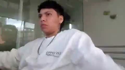 thomas27f online show from December 2025 10:05:01 PM