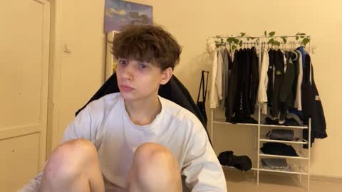 Snapshot of thomas617826 chatting on January 2026 09:46:01 PM Thomas Hill online show from January 2026 09:46:01 PM