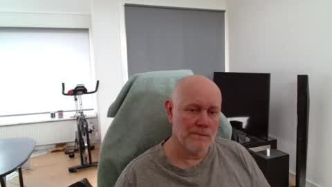 Snapshot of thomas806035 chatting on July 2026 10:57:02 AM thomas806035 online show from July 2026 10:57:02 AM