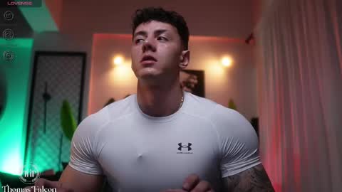 Snapshot of thomas_falcon1 chatting on February 2025 03:15:01 AM Thomas Falcon online show from February 2025 03:15:01 AM