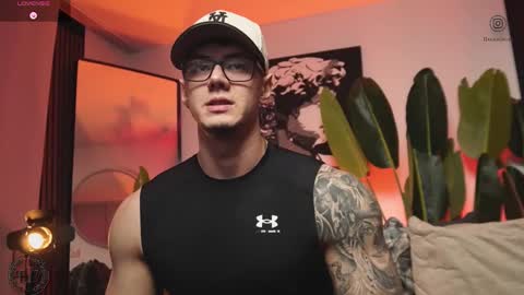 Snapshot of thomas_falcon1 chatting on January 2026 02:26:01 AM Thomas Falcon online show from January 2026 02:26:01 AM