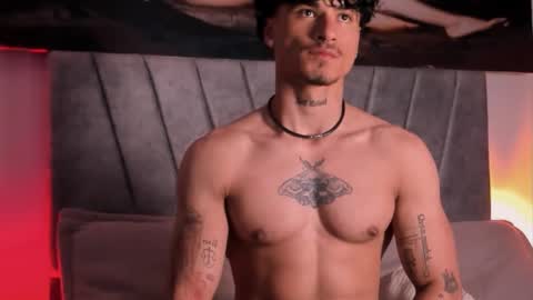 Snapshot of thomas_fit1 chatting on January 2026 02:28:02 AM Thomas 3 JUST STAY AND BE MY LAST LOVE online show from January 2026 02:28:02 AM