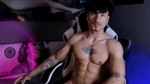 Snapshot of thomas_fit1 chatting on March 2026 06:40:01 PM Thomas 3 JUST STAY AND BE MY LAST LOVE online show from March 2026 06:40:01 PM