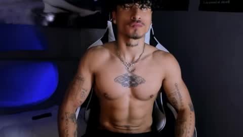 Snapshot of thomas_fit1 chatting on April 2026 04:52:02 AM Thomas 3 JUST STAY AND BE MY LAST LOVE online show from April 2026 04:52:02 AM