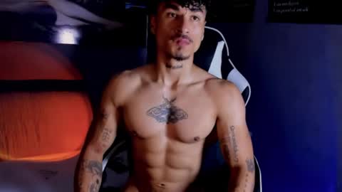 Snapshot of thomas_fit1 chatting on May 2026 04:08:01 AM Thomas 3 JUST STAY AND BE MY LAST LOVE online show from May 2026 04:08:01 AM