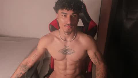 Snapshot of thomas_fit1 chatting on May 2026 04:41:02 AM Thomas 3 JUST STAY AND BE MY LAST LOVE online show from May 2026 04:41:02 AM
