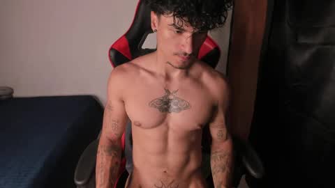 Snapshot of thomas_fit1 chatting on May 2026 02:50:01 AM Thomas 3 JUST STAY AND BE MY LAST LOVE online show from May 2026 02:50:01 AM