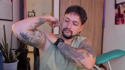 Thomas online show from December 2025 07:09:01 PM