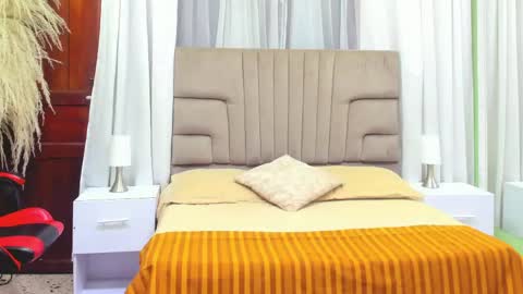 Thomas Valkov online show from May 2026 10:22:02 AM