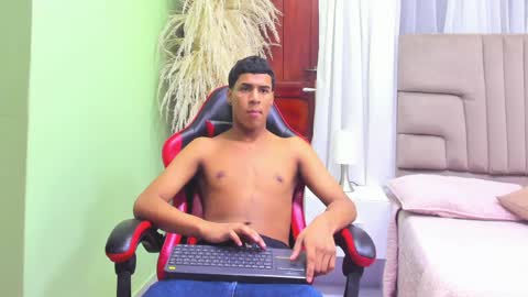 Thomas Valkov online show from May 2026 11:05:02 AM