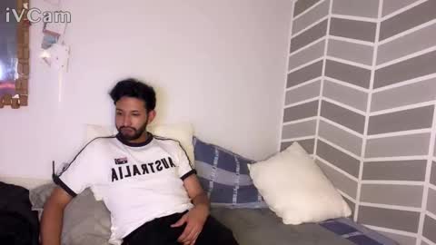 thomass10183 online show from February 2026 09:43:01 AM