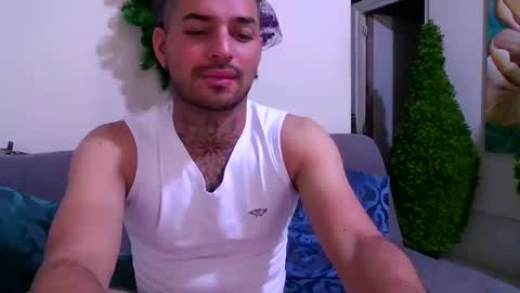 Snapshot of thomassmith2023 chatting on December 2024 07:14:01 PM thomas smith online show from December 2024 07:14:01 PM