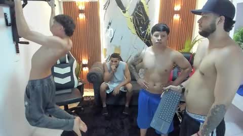 thomson_hot01 online show from April 2026 05:41:02 AM