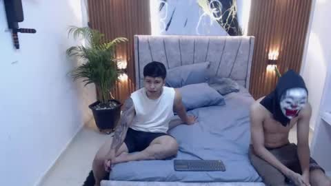 thomson_hot01 online show from May 2026 05:34:02 AM