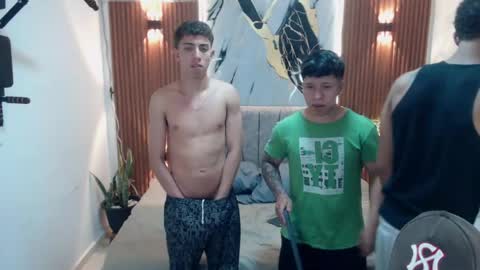 thomson_hot01 online show from May 2026 05:46:02 AM